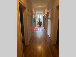 Appartamento in Vendita a Montecatini Terme, 195'000€, 130 m², arredato