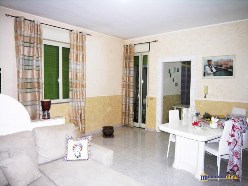 Quadrilocale in Vendita a Pachino, 65'000€, 116 m²