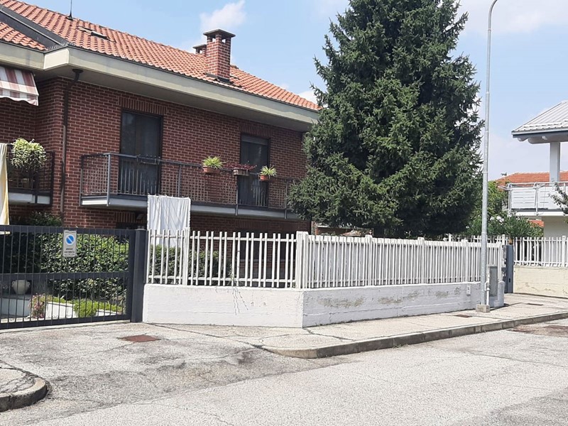 Villetta a schiera in Vendita a Candiolo, 315'000€, 160 m²