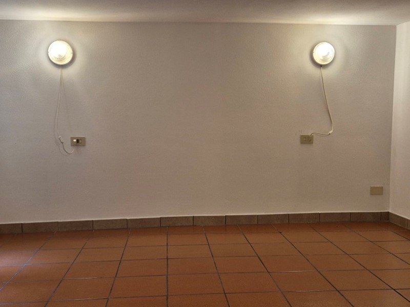 Capannone in Affitto a Modena, zona Centro cittÃ, 200&euro;, 21 m²