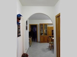 Appartamento in Vendita a Orsogna, zona Centro, 85'000€, 85 m², arredato