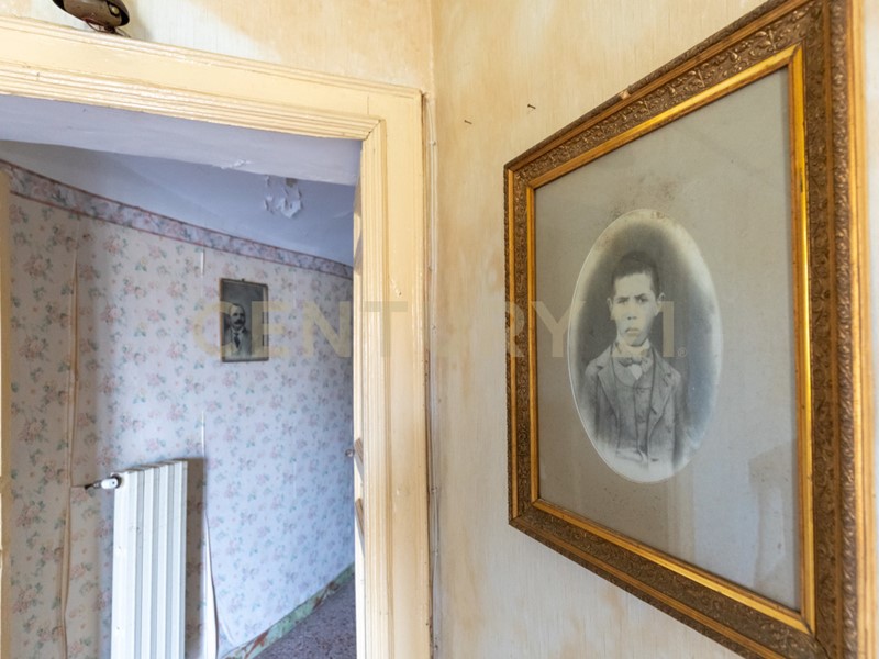 Casa Indipendente in Vendita a Vizzini, 238'000€, 400 m², con Box