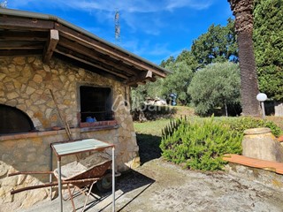 Casa Indipendente in Vendita a La Spezia, 460'000&euro;, 230 m²