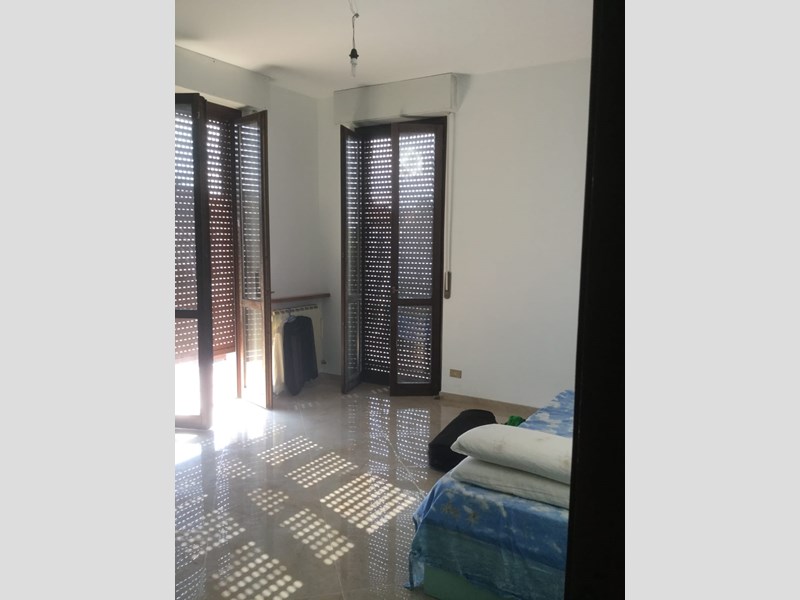 Stanza in Affitto a Gessate, zona Metropolitana, 480€, 60 m², arredato