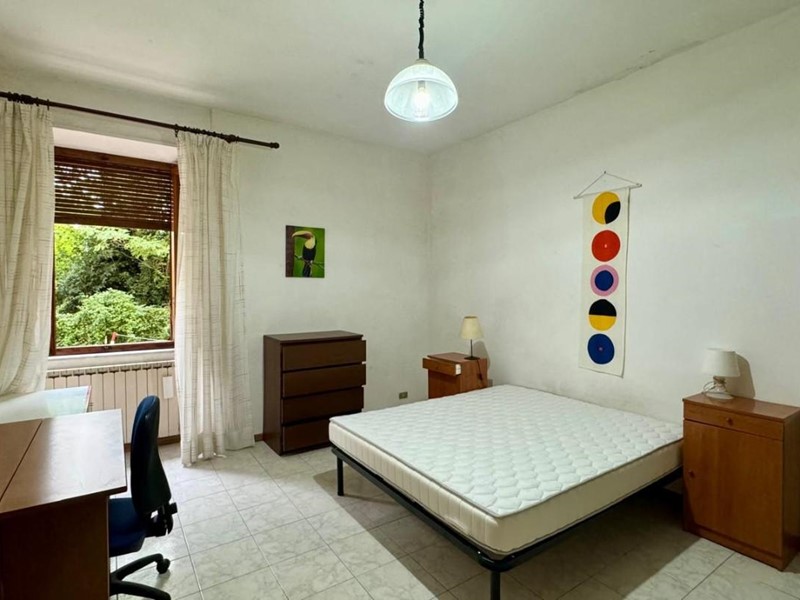 Trilocale in Vendita a Siena, 200'000€, 74 m², arredato