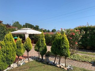 Villa bifamiliare in Vendita a Castelnuovo Magra, 570'000&euro;, 250 m², arredato