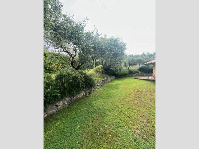 Villa in Vendita a Castelnuovo Magra, 1'200'000&euro;, 300 m², arredato