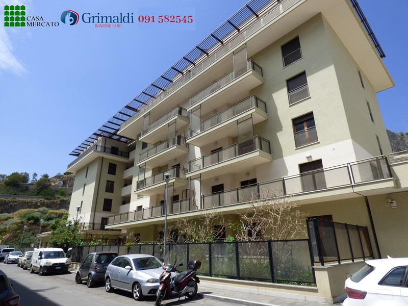Quadrilocale in Vendita a Palermo, 325'000€, 125 m²