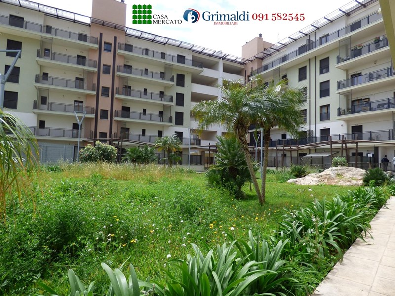 Appartamento in Vendita a Palermo, 350'000€, 167 m²
