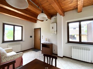 Trilocale in Vendita a Cerreto d'Esi, zona via Garibaldi 6, 45'000€, 45 m², arredato