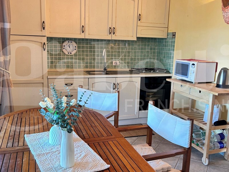 Villa bifamiliare in Vendita a Trinità d'Agultu e Vignola, 220'000€, 91 m², arredato