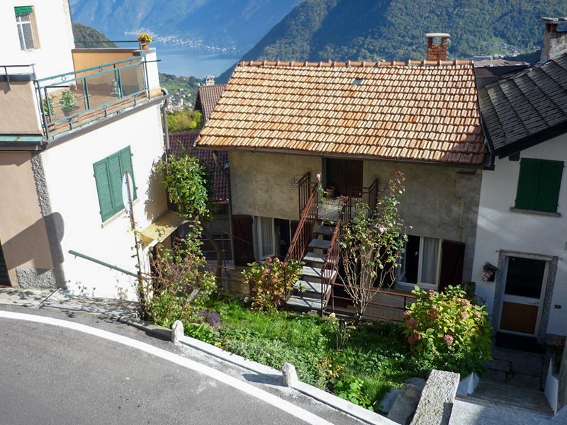 Casa Indipendente in Vendita a Centro Valle Intelvi, 45'000€, 52 m²