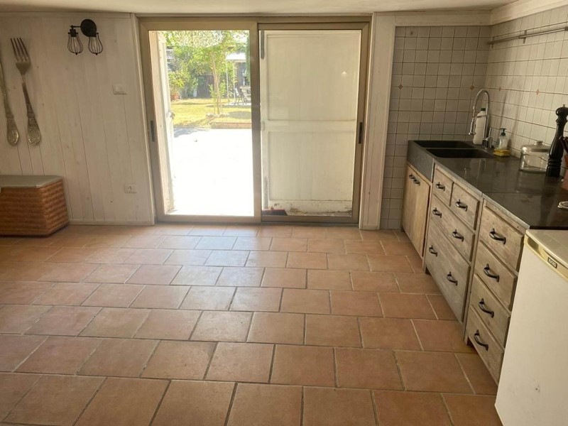 Casa Indipendente in Vendita a Castelnuovo Magra, zona Molicciara, 275'000&euro;, 210 m², arredato