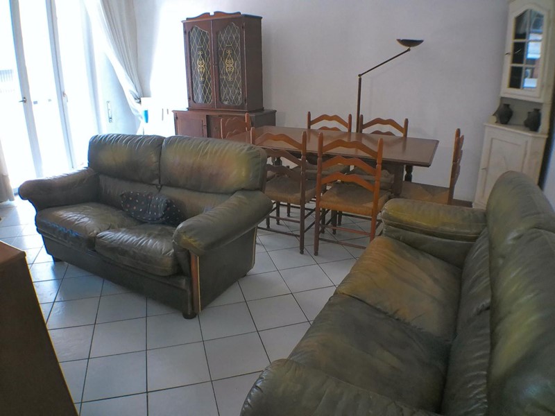 Appartamento in Vendita a Carrara, zona Avenza, 175'000€, 86 m², arredato, con Box