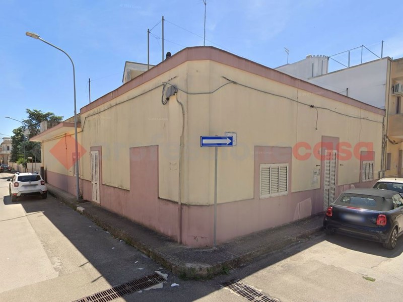 Casa Indipendente in Vendita a Sava, 98'000€, 110 m²