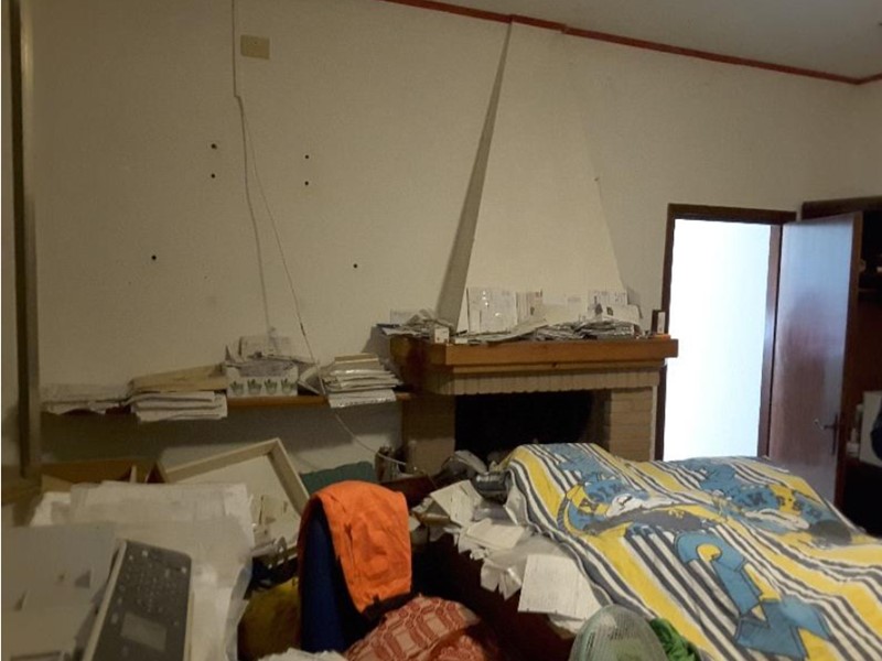 Casa Indipendente in Vendita a Forlì, zona Bagnolo, 118'547€, 400 m²