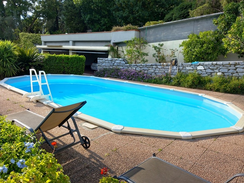 Villa in Vendita a Castelnuovo Magra, zona Molicciara, 1'000'000&euro;, 450 m², con Box