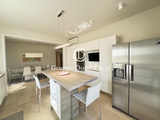 Villa bifamiliare in Affitto a Forte dei Marmi, 12'000€, 150 m², arredato, con Box