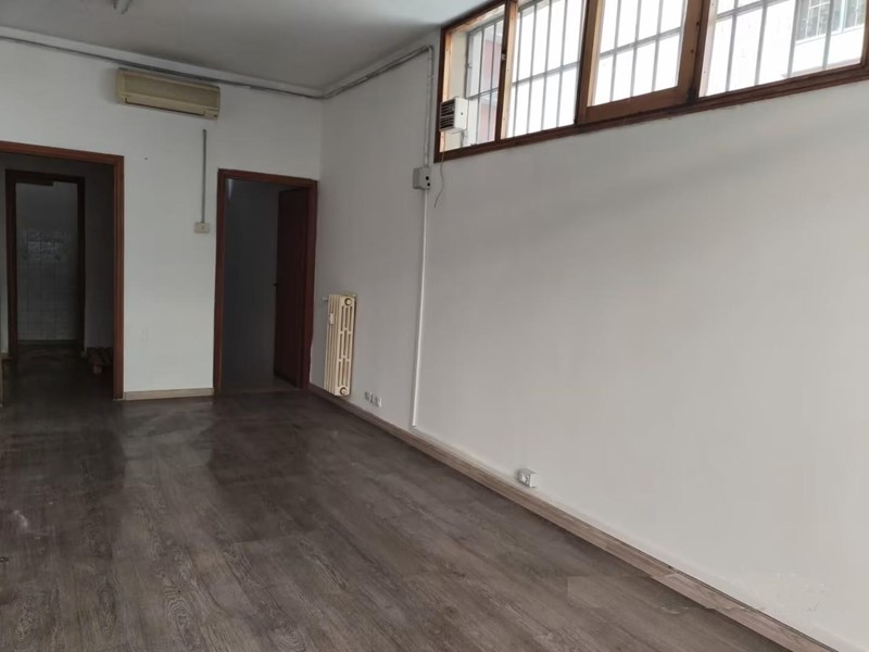Immobile commerciale in Affitto a Scandicci, 1'300€, 84 m²