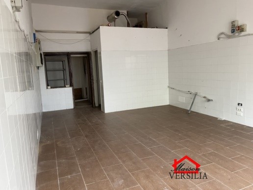 Negozio in Vendita a Massa, 50'000€, 40 m²