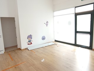 Immobile commerciale in Affitto a Ragusa, 500€, 100 m²