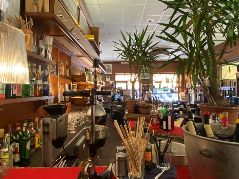 Attività commerciale in Vendita a Milano, 1'980'000€, 280 m², arredato