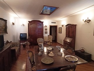 Appartamento in Vendita a Sarzana, 390'000€, 160 m²