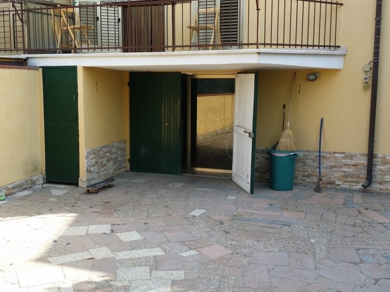 Casa Semi Indipendente in Vendita a Castelnuovo Magra, 250'000&euro;, 210 m²