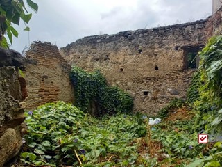 Casale in Vendita a Messina, 7'900€, 80 m²