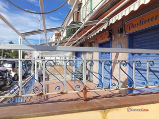 Negozio in Vendita a Messina, 300'000€, 110 m²