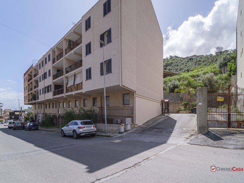Bilocale in Affitto a Messina, 65 m²