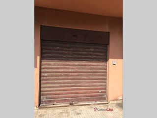 Negozio in Vendita a Messina, 110'000€, 120 m²