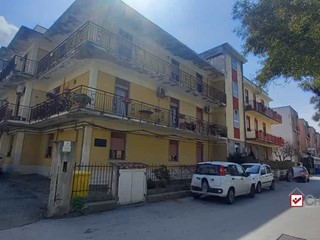 Appartamento in Vendita a Villafranca Tirrena, 89'000€, 138 m²