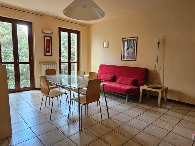 Bilocale in Vendita a Colle di Val D'Elsa, 120'000&euro;, 72 m²