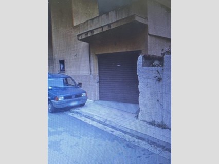 Negozio in Vendita a Messina, 90'000€, 150 m²