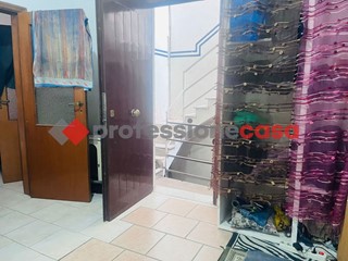 Trilocale in Vendita a Catania, 45'000&euro;, 65 m²