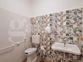 Ufficio in Vendita a Ugento, 100'000€, 170 m²