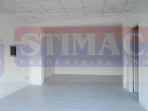 Immobile commerciale in Affitto a Afragola, 550€, 55 m²