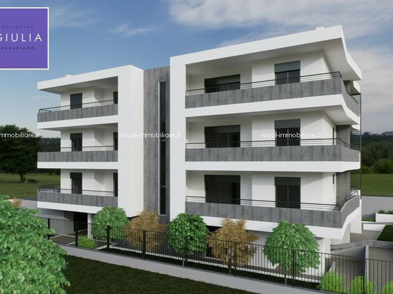 Quadrilocale in Vendita a Parabiago, 349'000€, 122 m²