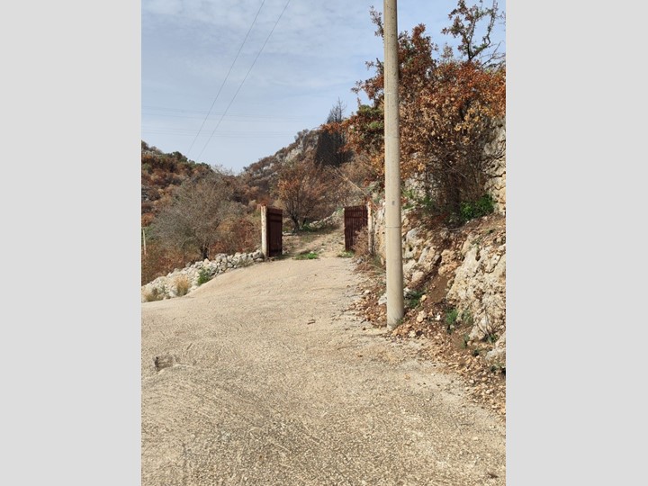 Terreno agricolo in Vendita a Melilli, 18'000€, 6674 m²