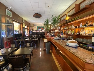 Attività commerciale in Vendita a Milano, 400'000€, 280 m², arredato