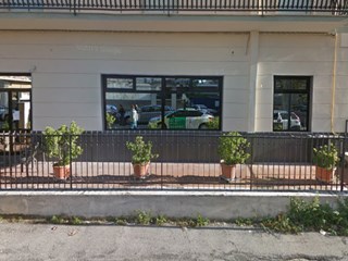 Negozio in Affitto a Nola, 1'200€, 148 m²