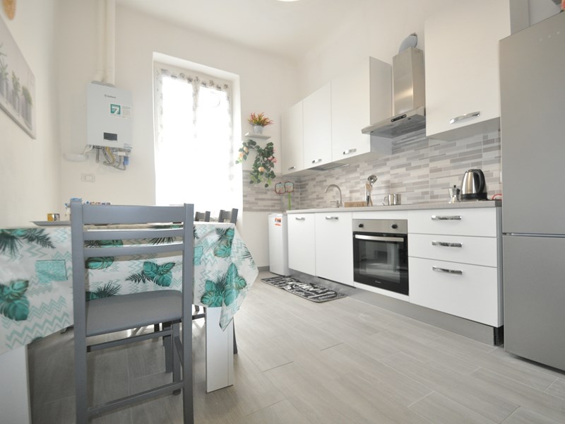 Trilocale in Affitto a La Spezia, zona fabiano basso 1km dal centro, 1'000&euro;, 70 m², arredato