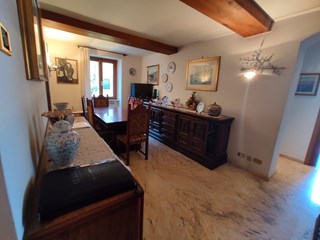 Quadrilocale in Affitto a Vezzano Ligure, zona vezzano alto, 650€, 80 m², arredato