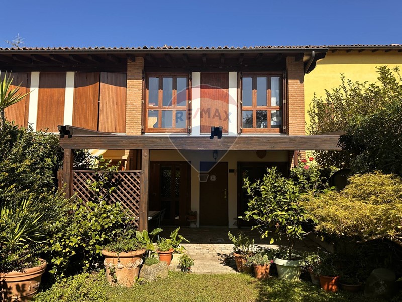 Villetta a schiera in Vendita a Solza, 297'000€, 120 m²