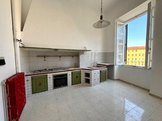 Appartamento in Vendita a Livorno, 230'000€, 160 m²