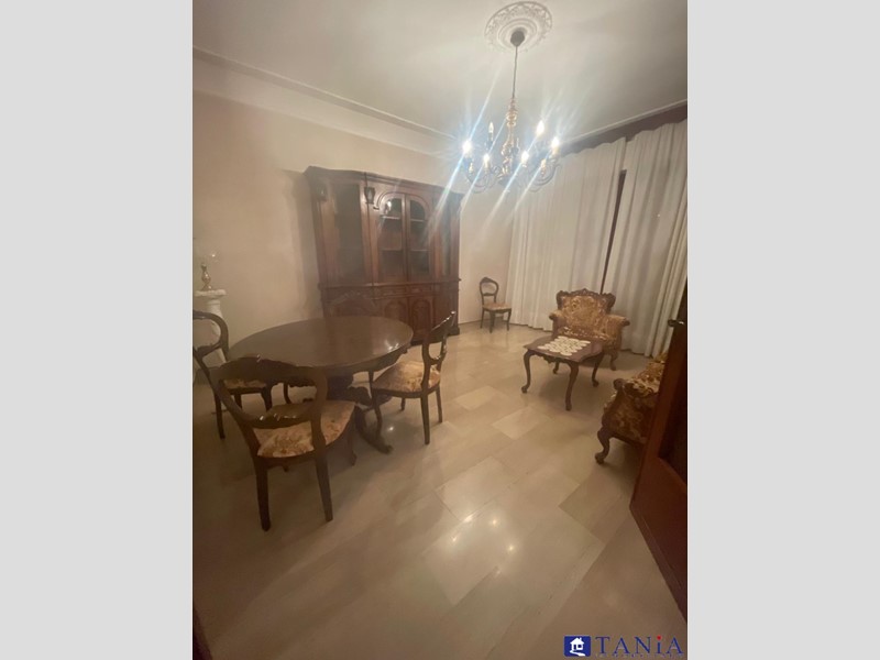 Casa Indipendente in Vendita a Carrara, 390'000€, 200 m²
