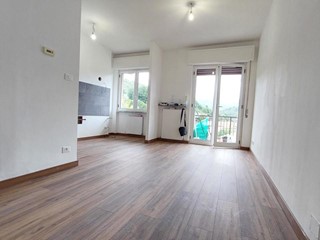 Trilocale in Vendita a Busalla, zona Sarissola, 69'000€, 75 m²