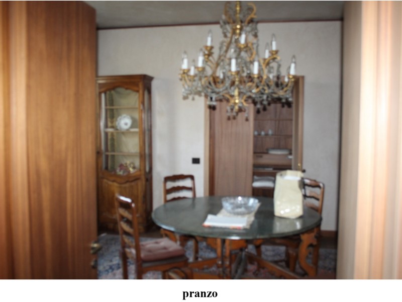 Trilocale in Vendita a Forlì, 382'500€, 480 m², con Box