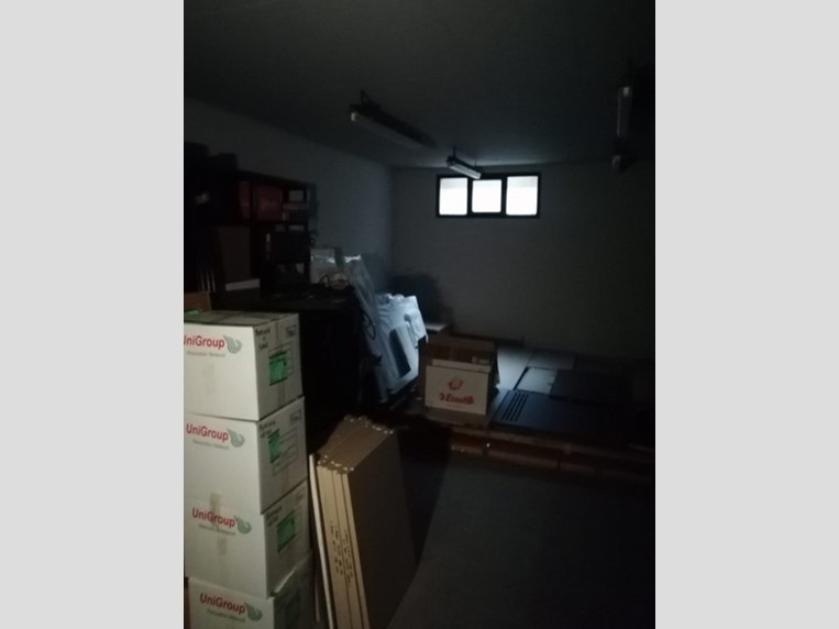 Capannone in Vendita a Forlì, 41'344€, 73 m²